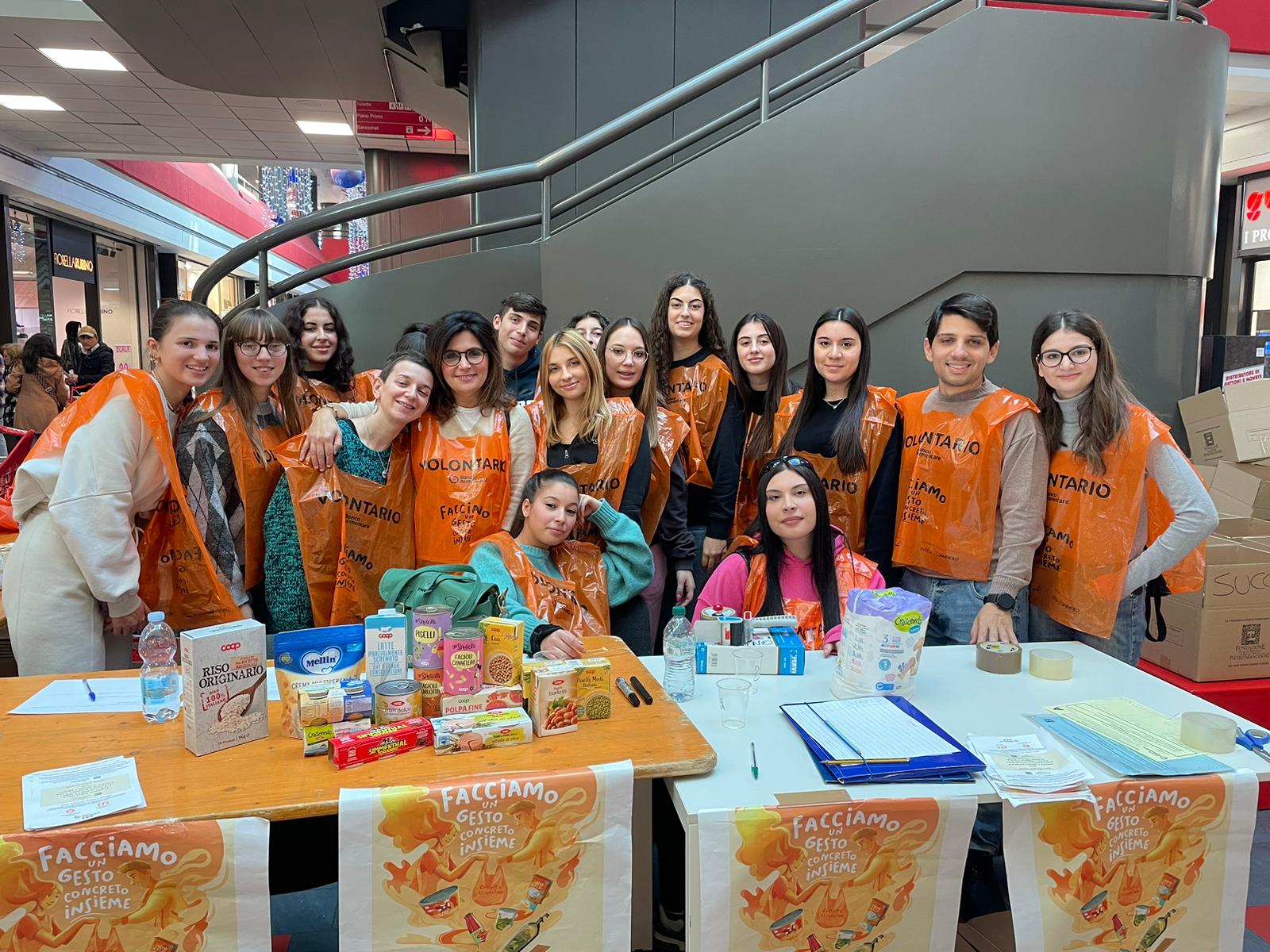 Il Nobili partecipa alla Giornata Nazionale della Colletta Alimentare